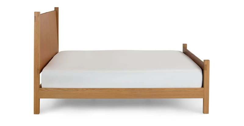 Stade Valley Tan Oak King Bed 3 Stade Valley Tan Oak King Bed - Image 3