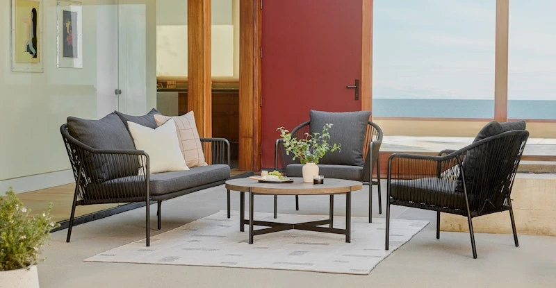 Calicut Coast Black Lounge Chair 1 Calicut Coast Black Lounge Chair