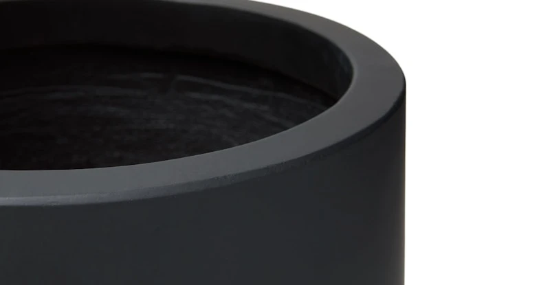 Tuva Black Wide Indoor/Outdoor Planter Set 6 Tuva Black Wide Indoor/Outdoor Planter Set - Image 6